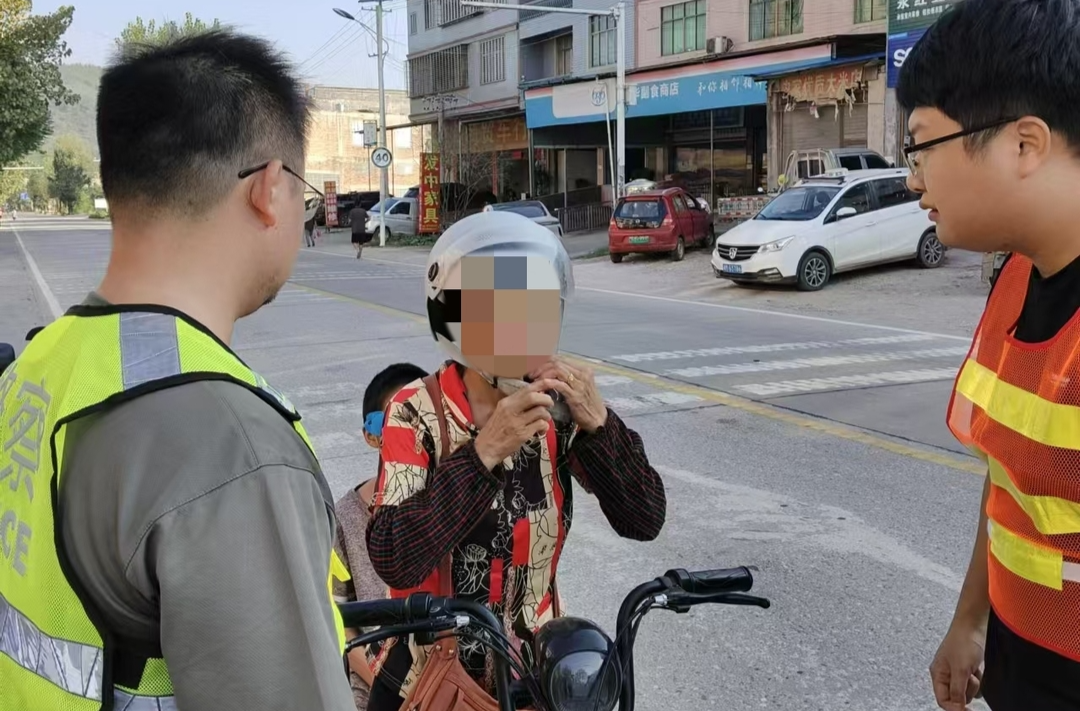 祠堂圩鎮(zhèn)：強化值勤值守 筑牢道路交通安全防線