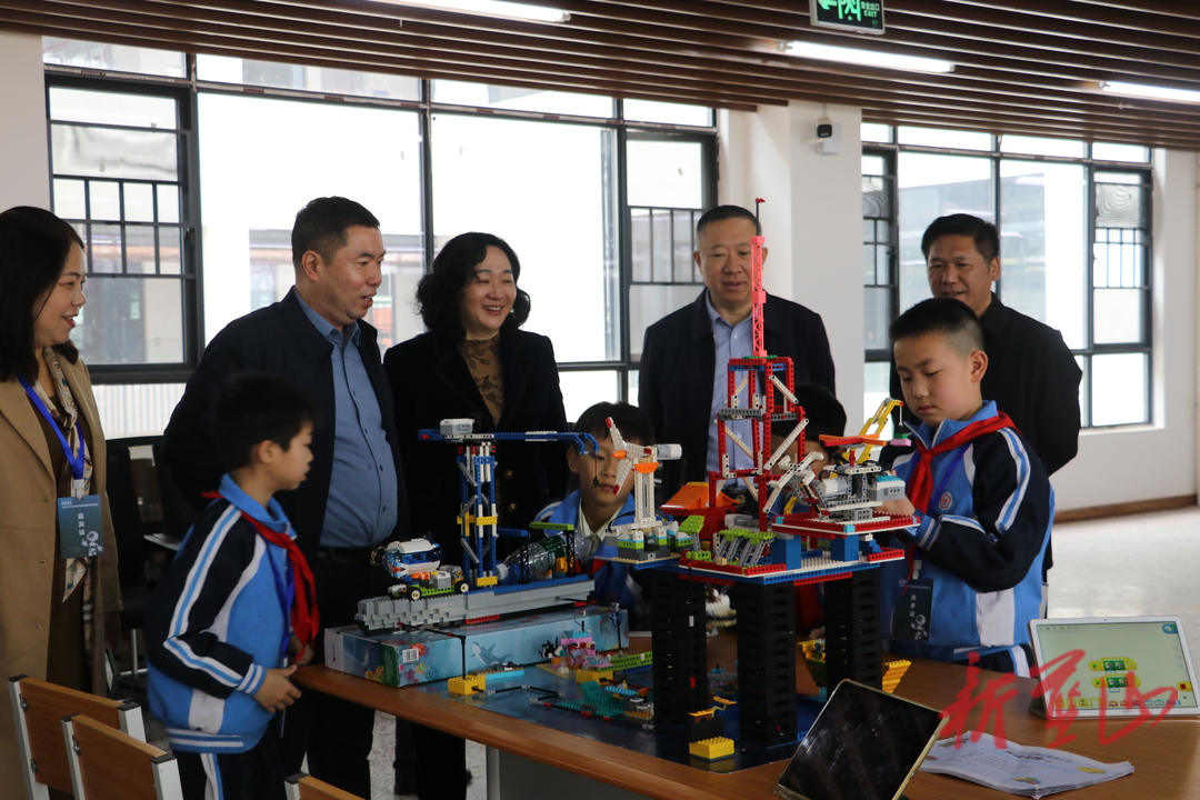 2025年永州市中小学生信息素养提升实践活动在蓝山县举办
