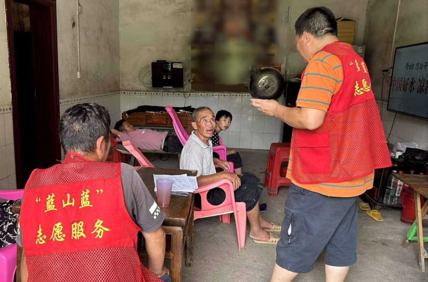 祠堂圩镇深入开展“利剑护蕾”专项行动