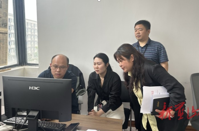 蓝山：靠前监督 全力护航高考