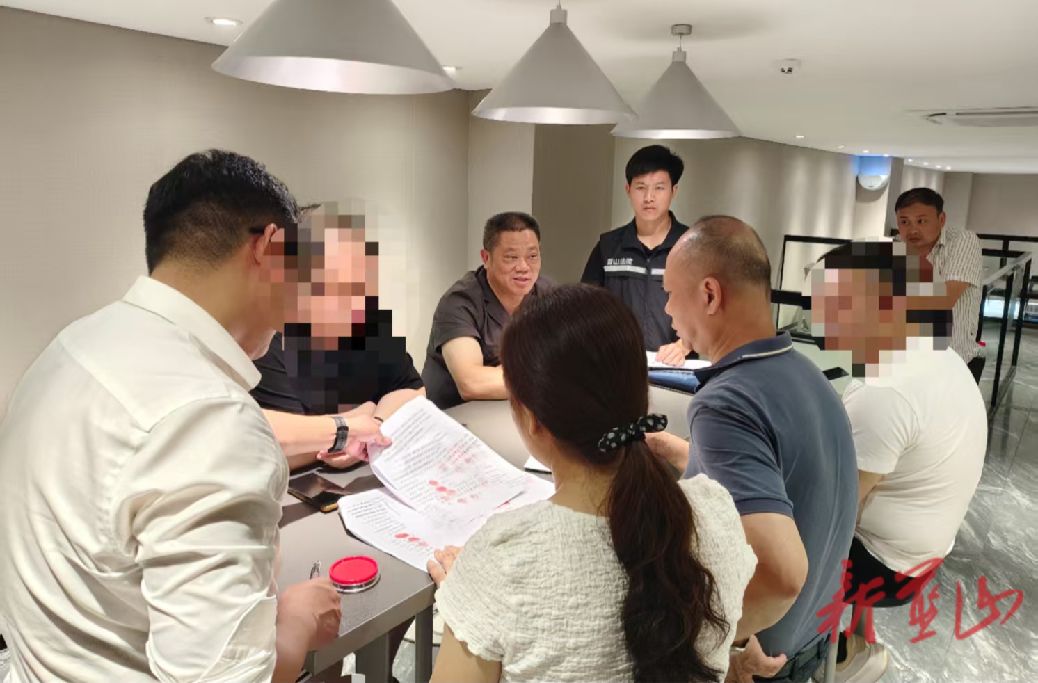蓝山县人民法院：跨省执行护权益，刚柔并济显担当