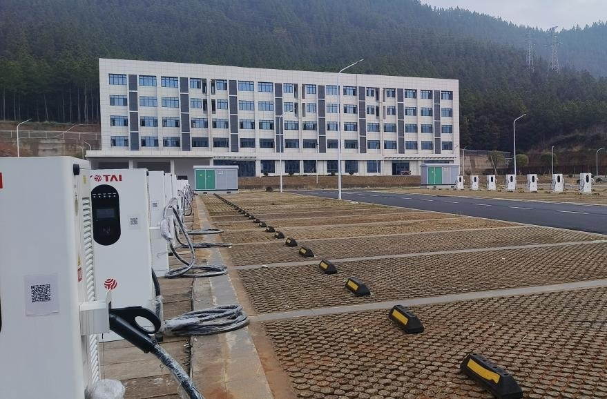 蓝山：全力推进充电桩建设，为绿色出行“赋能续航”