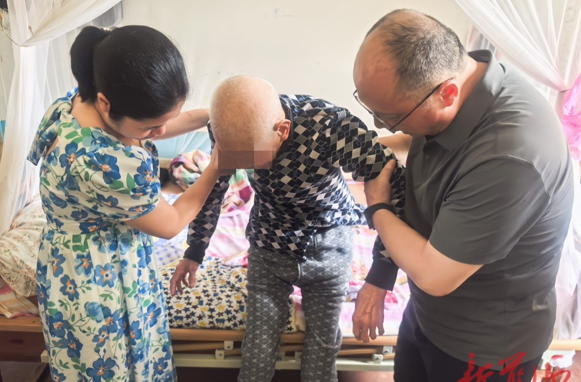 95歲也能“站”起來！藍(lán)山縣中心醫(yī)院骨科創(chuàng)造康復(fù)新奇跡