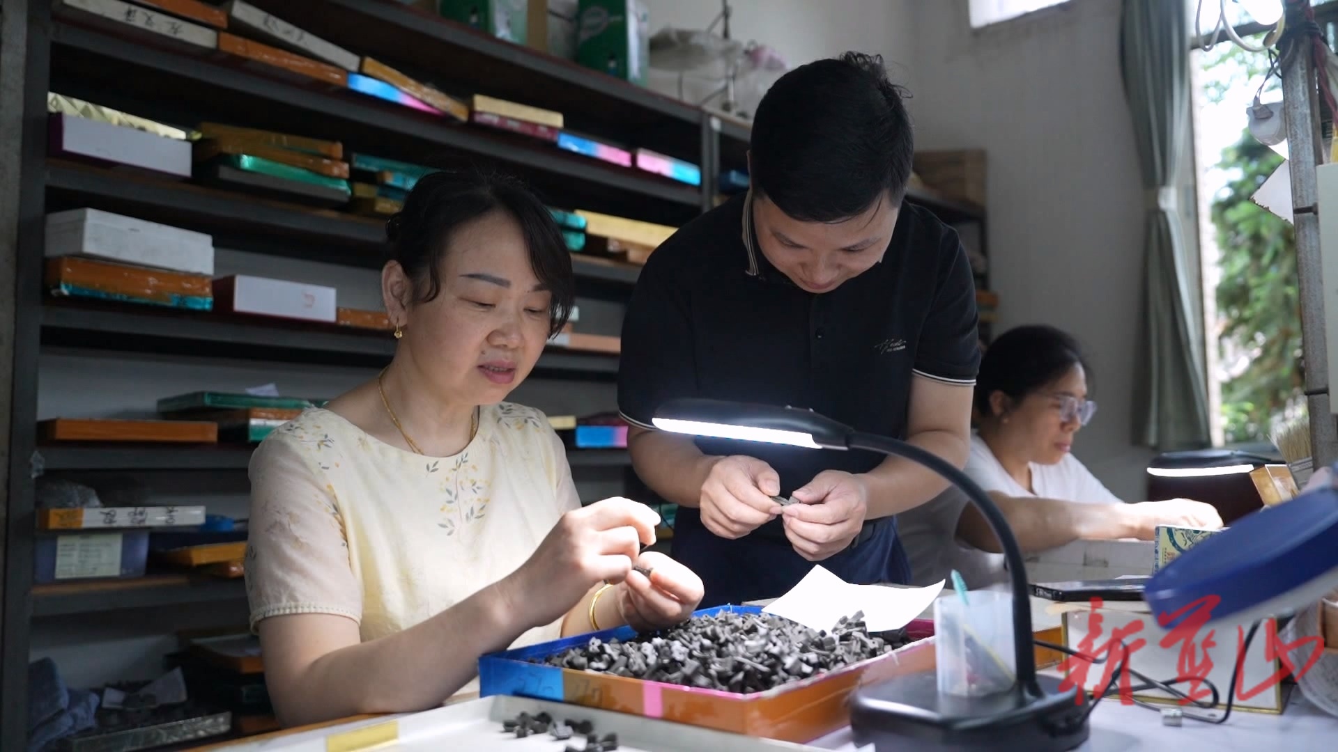 曹勇輝：以創(chuàng)新賦能產業(yè) 用擔當詮釋勞模精神