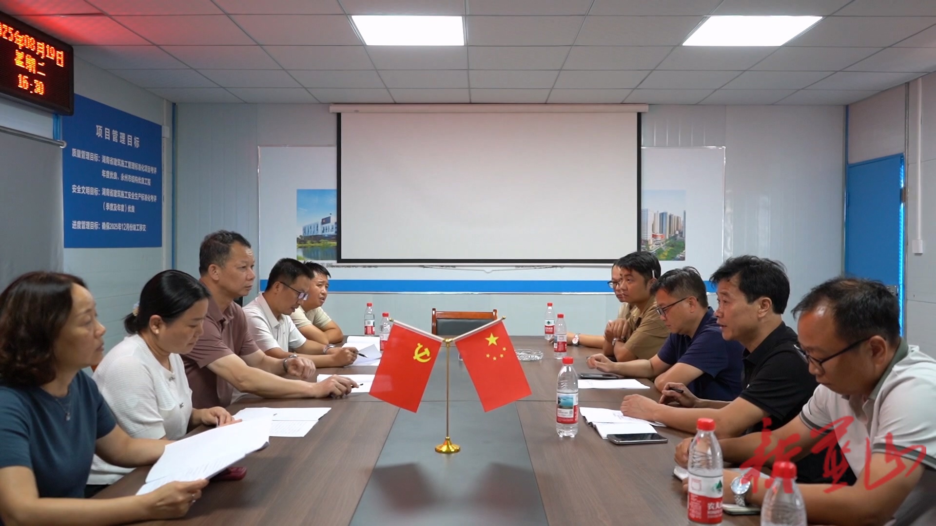 藍山縣政協(xié)“第一農(nóng)貿(mào)市場建設(shè)”界別協(xié)商座談會召開