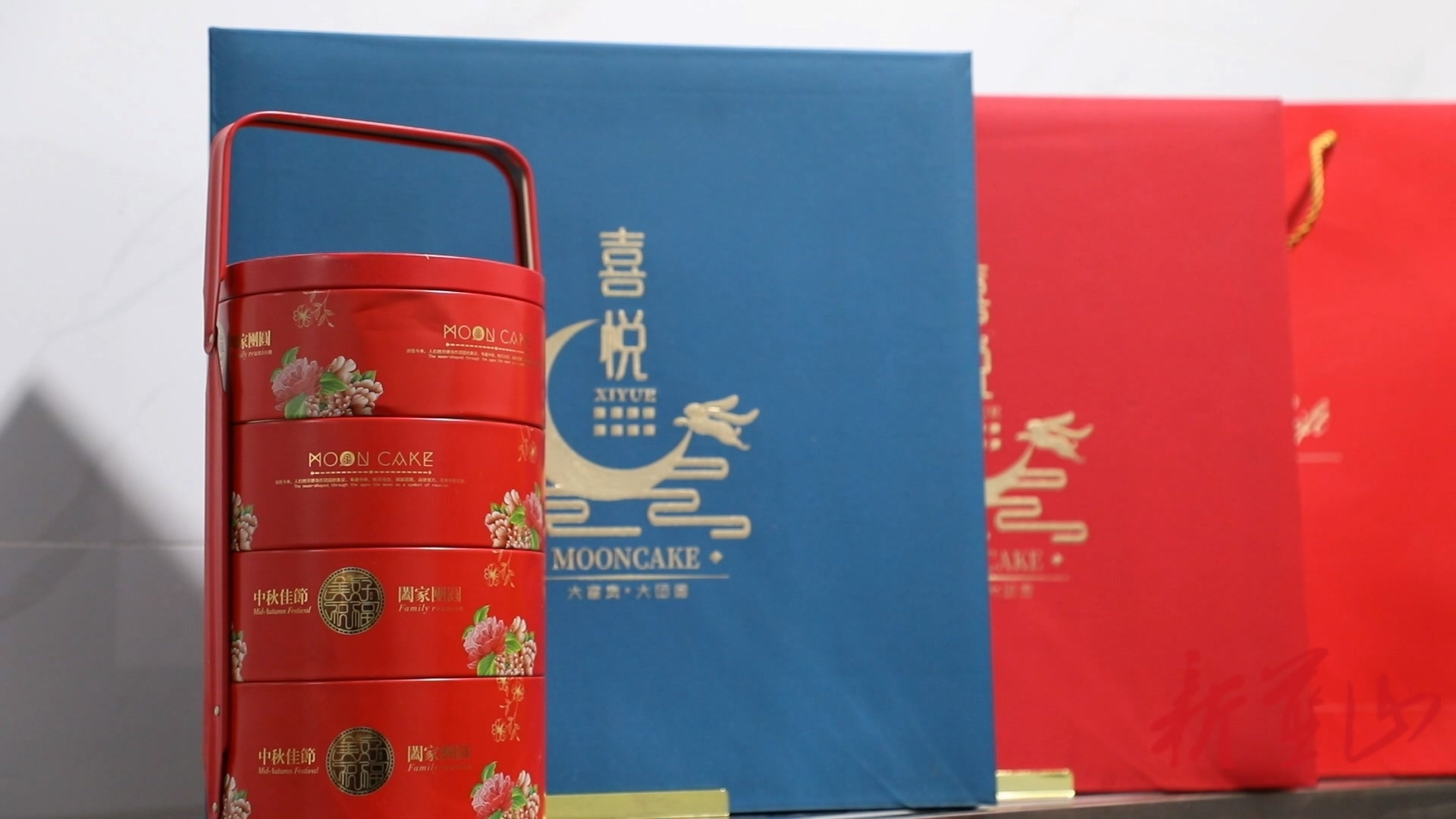 蓝山县中秋月将圆月饼赶制忙