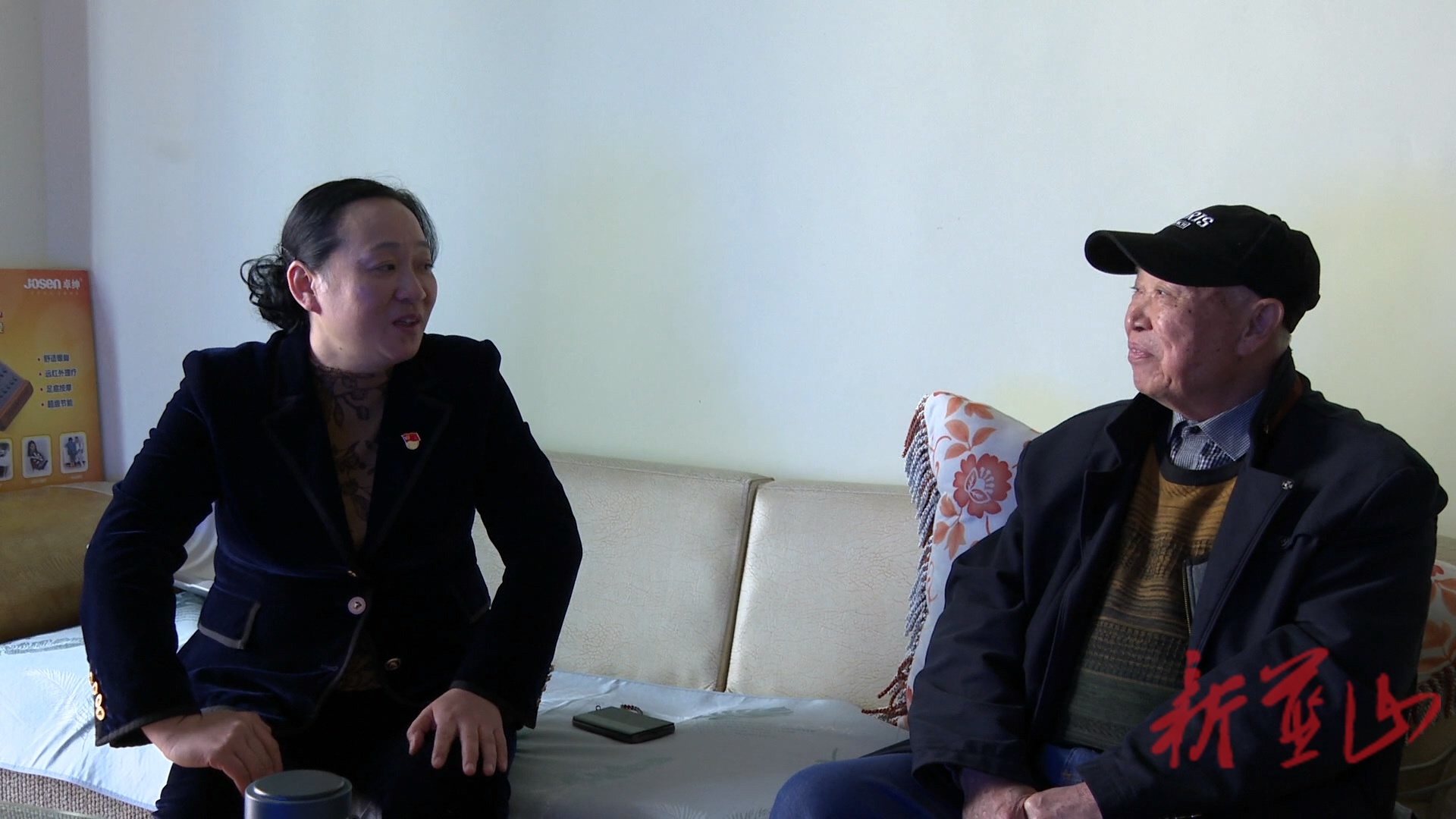 蓝山：邓群走访慰问部分离退休老干部