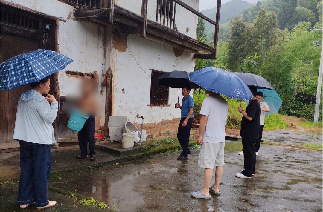 大桥瑶族乡：闻汛而动防风险 严守“四个一律”