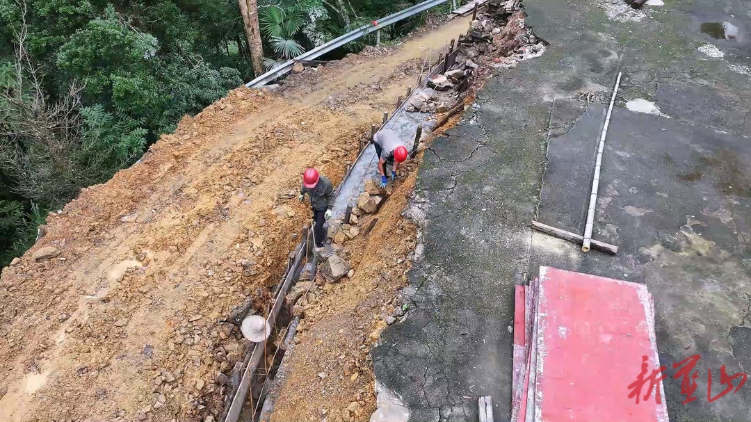 蓝山县紧盯防汛关键期 筑牢安全防护网