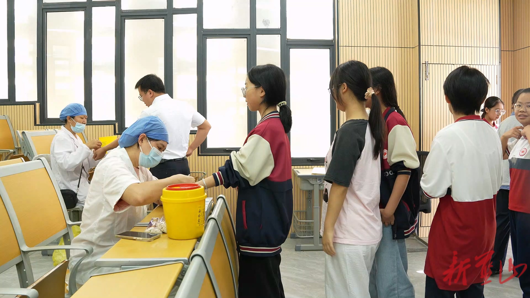 蓝山县筑牢校园防核屏障  守护学子呼吸安康
