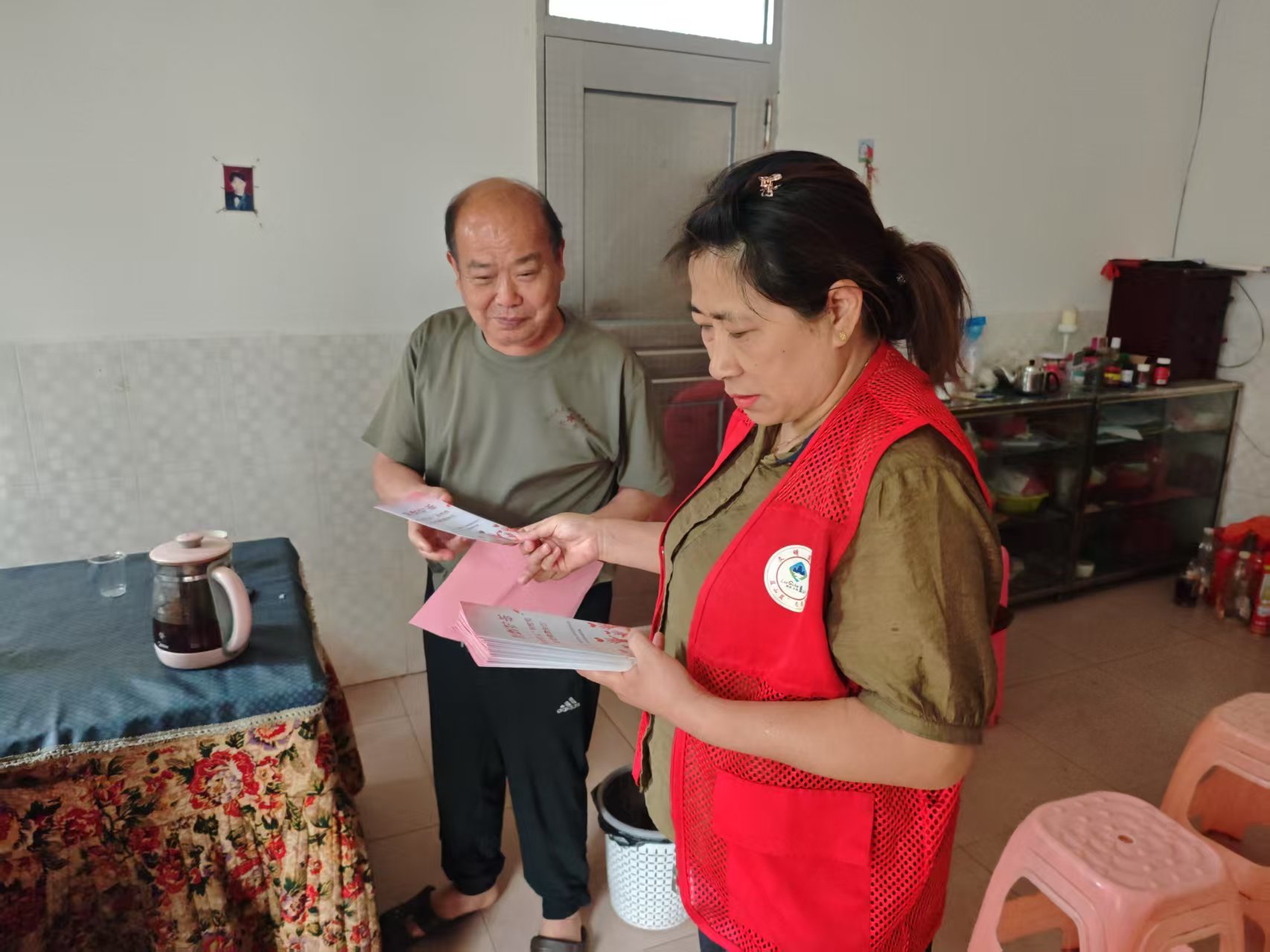 土市镇开展交通安全宣传活动