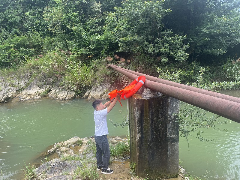 汇源瑶族乡全力开展防溺水巡查