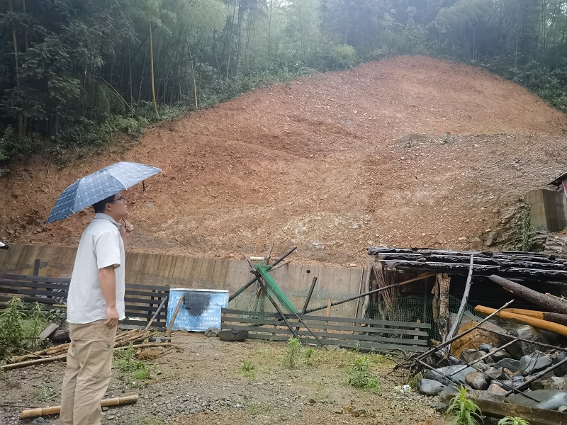 汇源瑶族乡纪委联合应急站闻“汛”而动