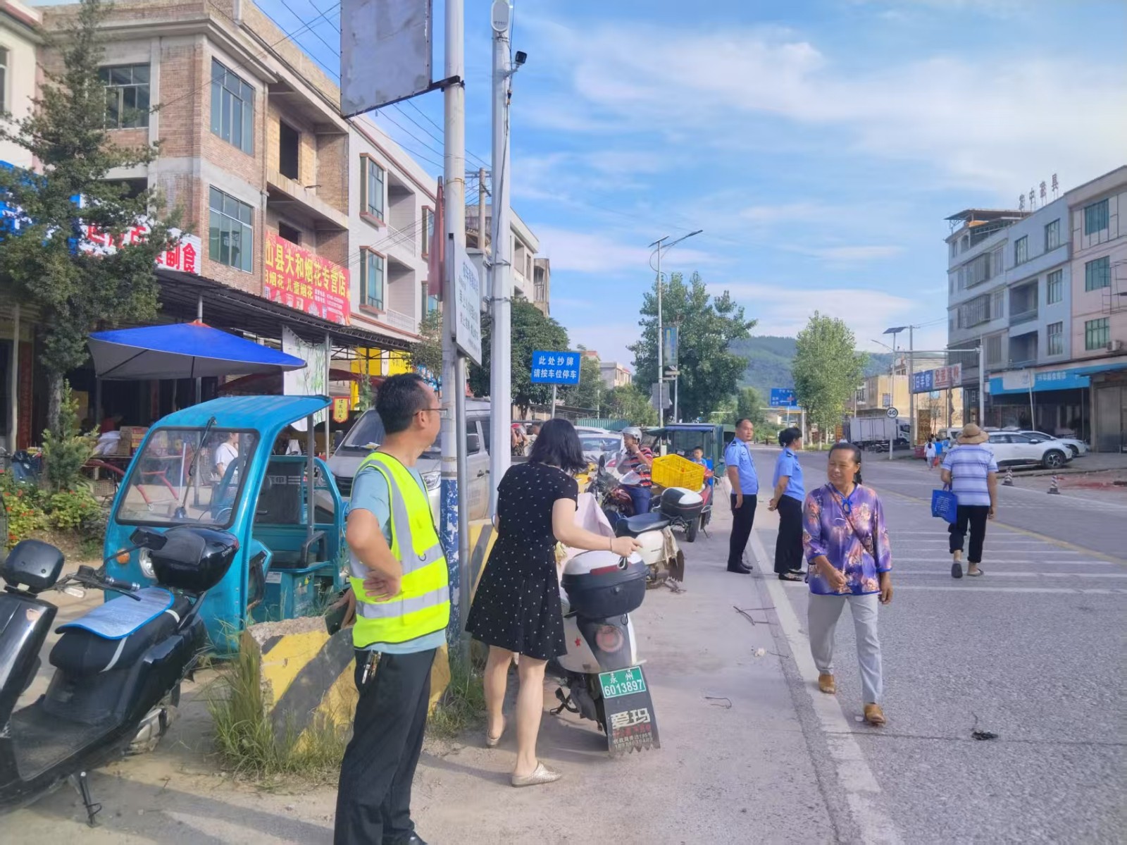 祠堂圩鎮(zhèn)：強化道路交通安全 保障群眾出行