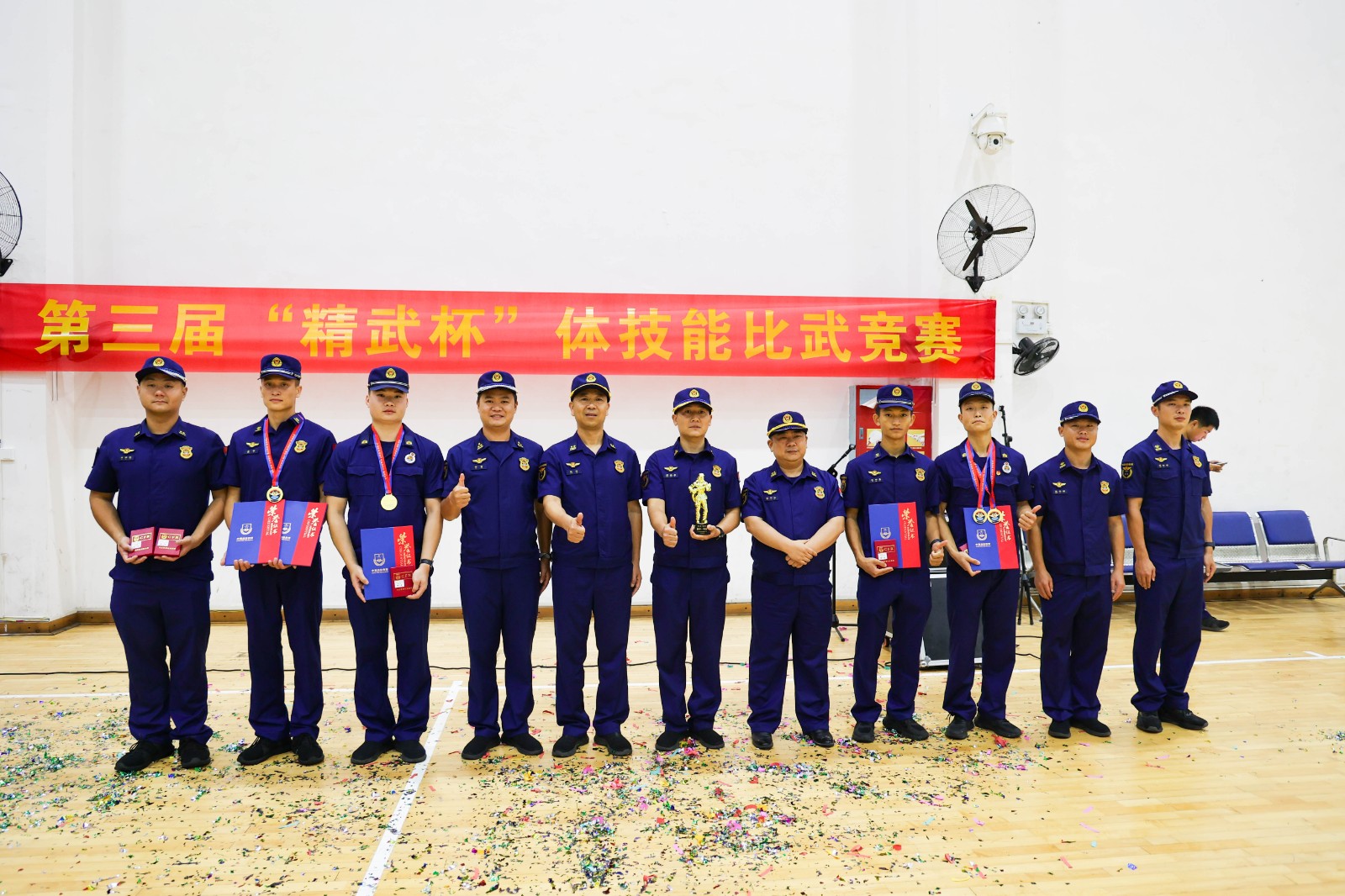 藍山縣消防救援大隊榮獲“精武杯”體技能比武競賽團體第一名