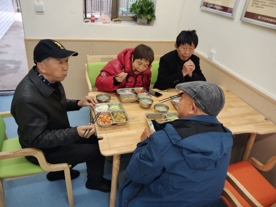 蓝山：盛起幸福“食”光
