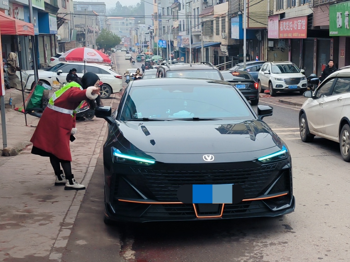 【新春走基层】土市镇春节期间全力做好道路交通执勤保障工作