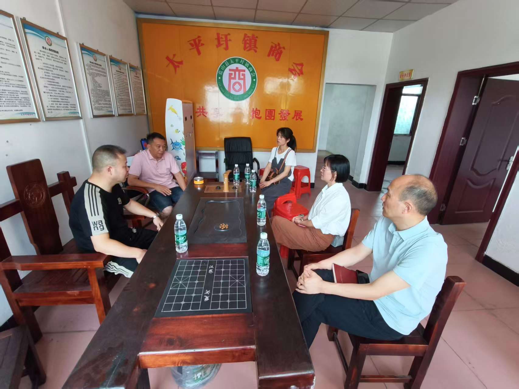 梁黎超走访调研太平圩商会 共话发展助力乡村振兴
