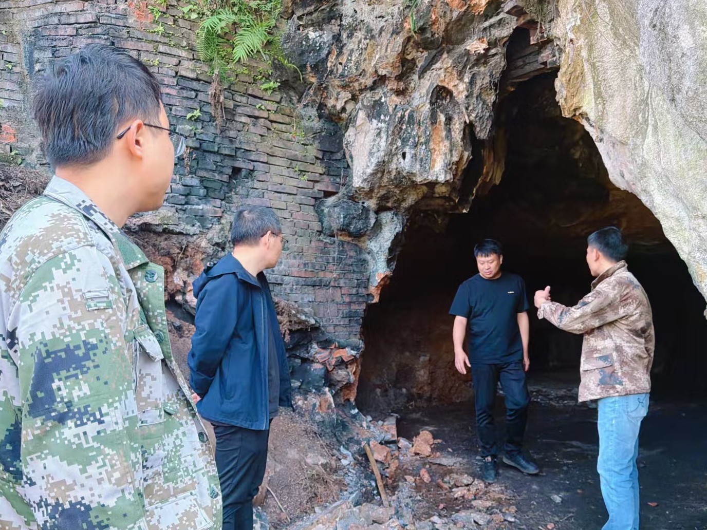 蓝山县纪委监委驻县委办纪检监察组：精准核查溶洞底数 严督实查生态整改